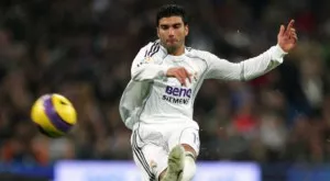 {{ otherArticle[0].article.title }}