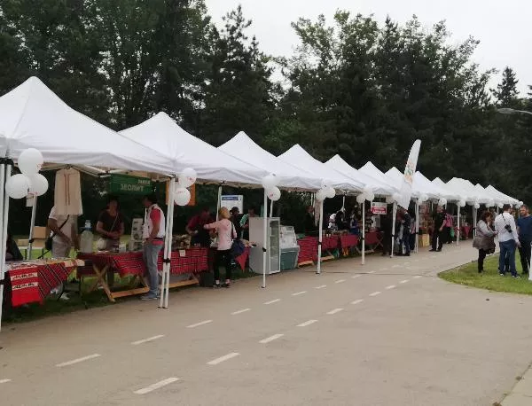 „От българско, по-българско за нашата трапеза“ събра производители в Добрич