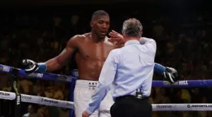 {{ otherArticle[0].article.title }}