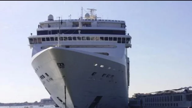 Руско туристическо корабче се преобърна в Черно море. Било претоварено и без лиценз