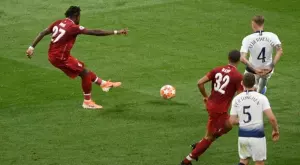 {{ otherArticle[0].article.title }}