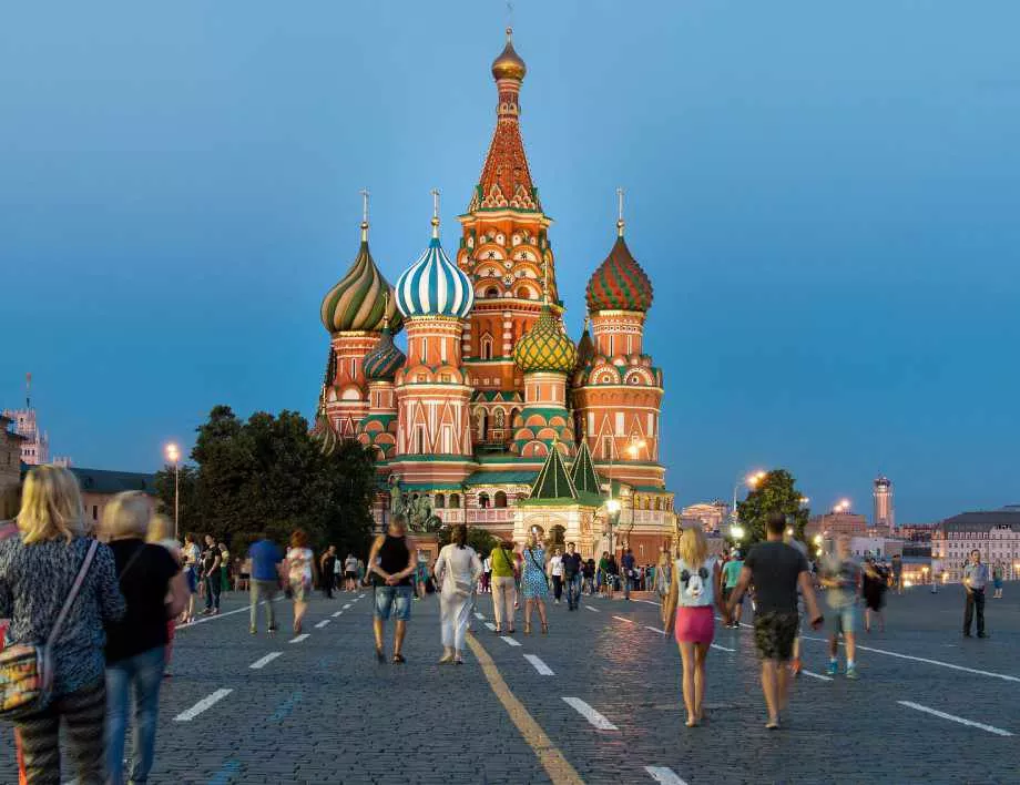 Местните избори в Русия: Кремъл отвоюва губернаторите, но Москва не е същата