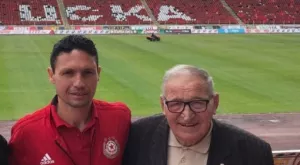 Димитър Пенев: Питайте играчите дали се раздават за клуба