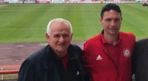 {{ otherArticle[0].article.title }}