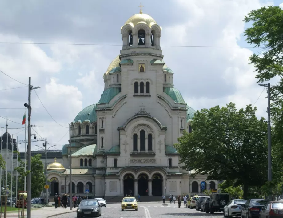 Зимен храмов празник чества катедралата "Свети Александър Невски"