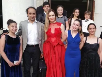 Цигуларят Марио Хосен представя учениците си на концерт във Враца