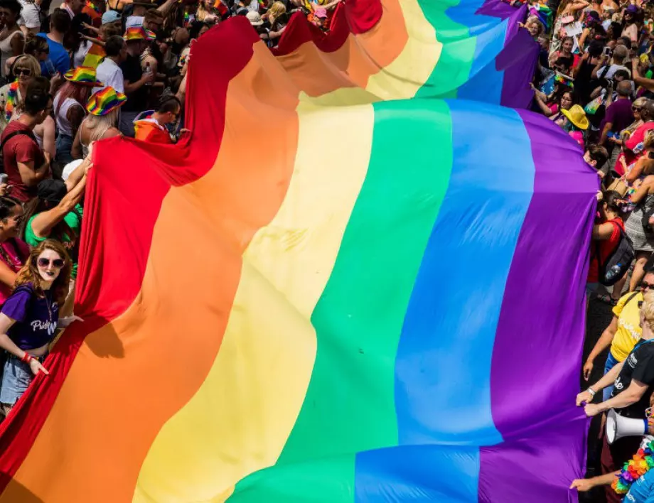 В Германия забраняват лекуването на хомосексуализъм