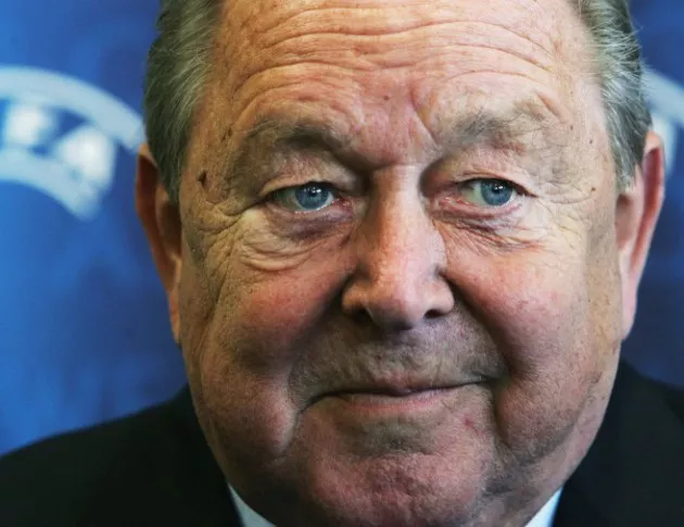 Почина бившият президент на УЕФА Ленарт Йохансон