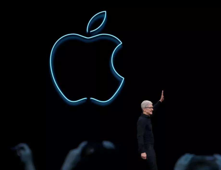 Рекордна глоба за Apple заради патент за iPhone, iPad и Apple Watch, битката в съда ще продължи