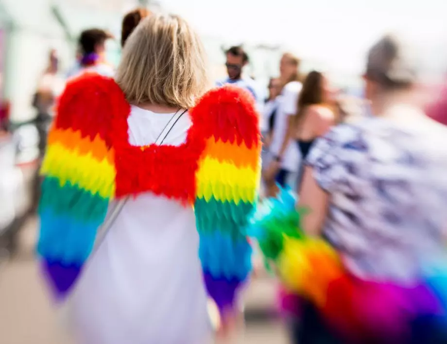 Все повече българи приемат ЛГБТИ хората