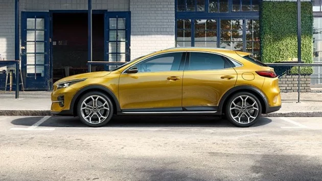 Kia показа новия си кросоувър XCeed