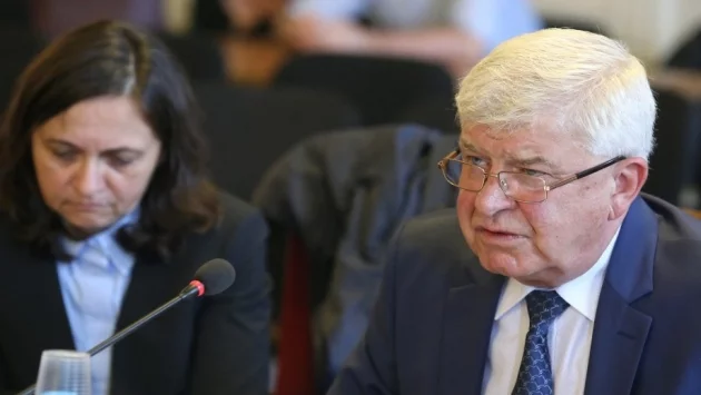 С нова заповед: Разрешиха колективните спортове за аматьори на открито