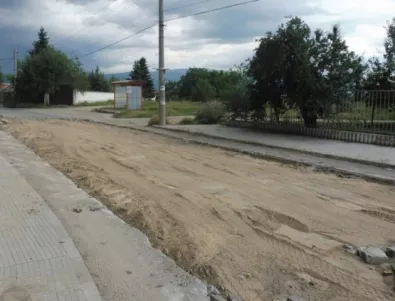 Променят маршрути на автобуси заради ремонт на бул. „България” в София