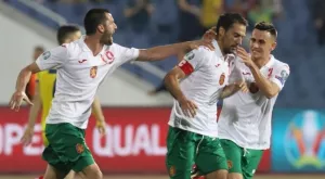 {{ otherArticle[0].article.title }}