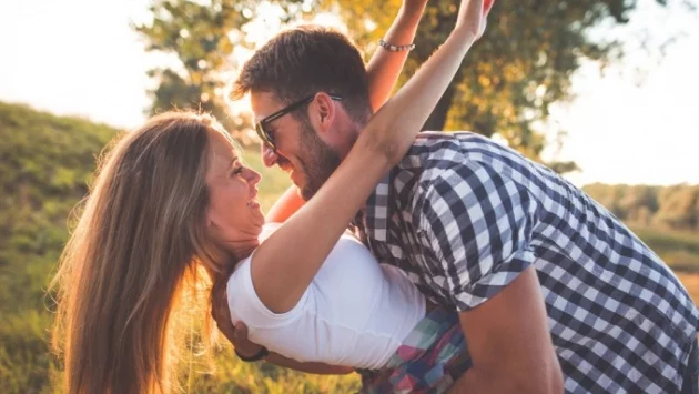 4-те зодии, които ще изживеят незабравима лятна ЛЮБОВ