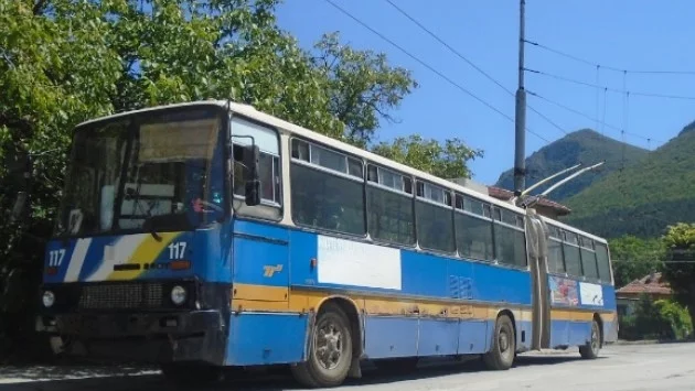 Осигуряват се допълнителни курсове на градския транспорт за Черешова Задушница
