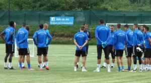 {{ otherArticle[0].article.title }}