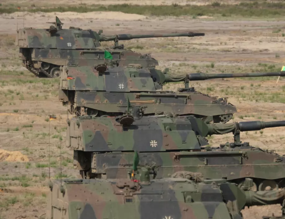 Полша купува от САЩ 250 танка "Abrams", разполага ги по източната си граница  