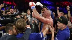 {{ otherArticle[0].article.title }}