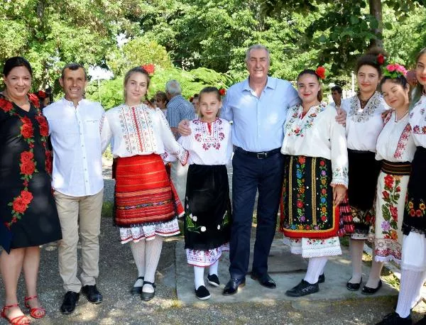 Видинските села Капитановци и Покрайна празнуваха