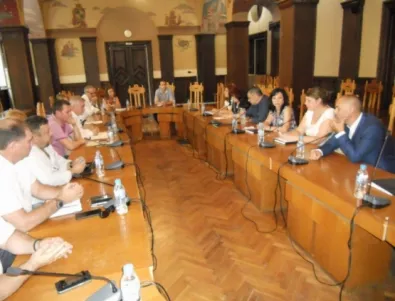 Всички институции в Бургас ще работят в екип за спокойствието и сигурността на туристите