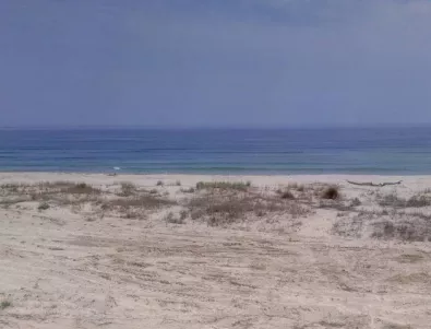 Концесионерът на плаж Перла с глоба заради мъж, карал джипа си по плажната ивица