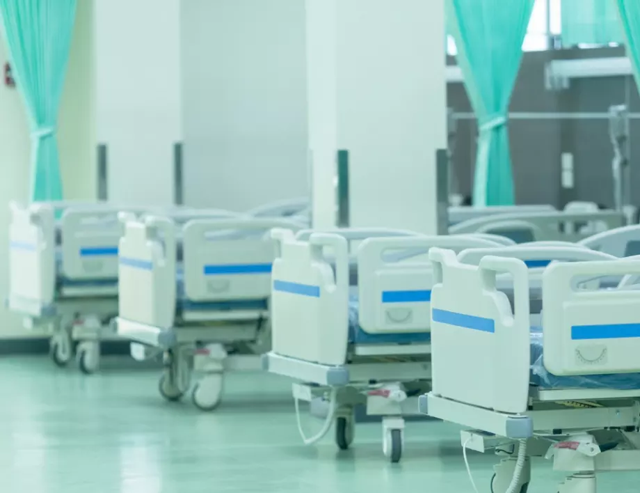 Депутатите определиха как ще се контролират заплатите в болниците, разрешиха трансплантации на матка