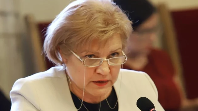 Менда Стоянова счита, че се е прекалило с темата за депутатските заплати