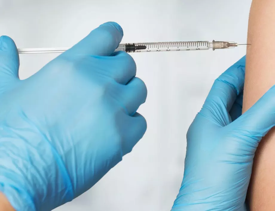 Китай е предоставил над 600 милиона дози ваксини срещу COVID-19 по целия свят