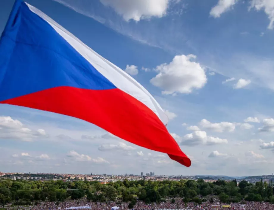 Чехия ще иска от Русия 40 млн. евро като обезщетение за взривовете във Върбетице