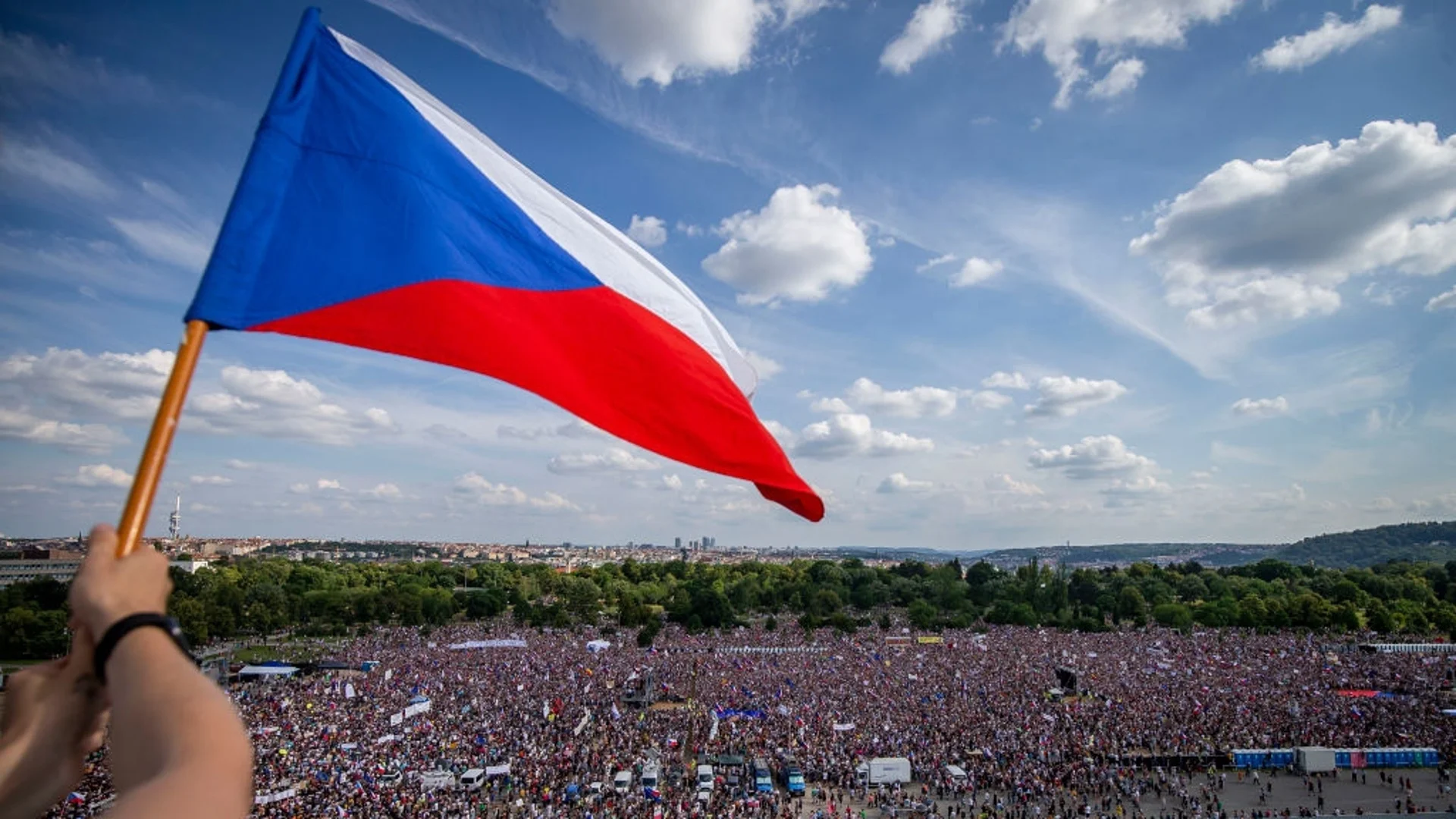 Чехия замразява активи на Русия в недвижими имоти