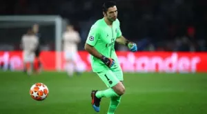 Фенове на Парма призовават Буфон да се оттегли от футбола след пореден негов гаф (ВИДЕО)