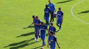 {{ otherArticle[0].article.title }}