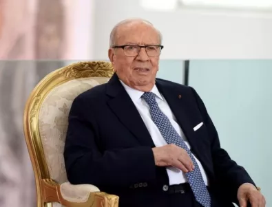 Почина президентът на Тунис 