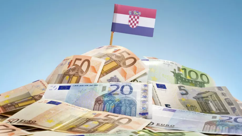 Нещо много интересно стана в Хърватия с еврото. То хем им помага, хем им пречи