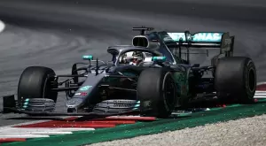 Шефът на Мерцедес: Все още не сме видели пълния потенциал на Ред Бул