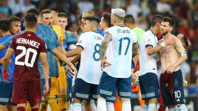 Суперсблъсък Аржентина - Бразилия на полуфинал на Копа Америка, Чили излъга Колумбия