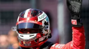 {{ otherArticle[0].article.title }}