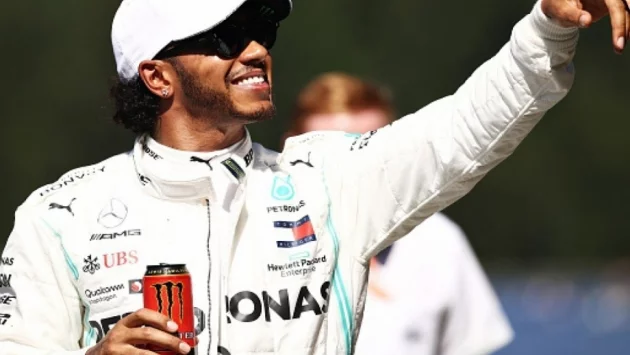 Хамилтън нарече Формула 1 "спорт за бели", не взели отношение след смърт на чернокож