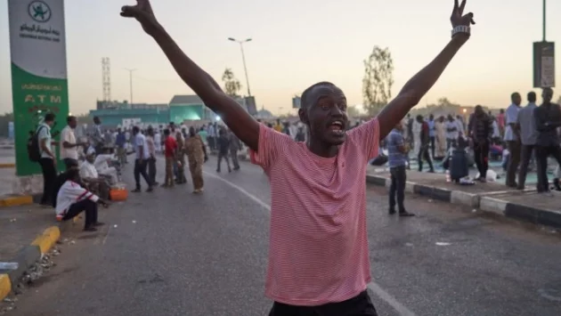 Загинали и множество ранени след стрелба по протест в Судан