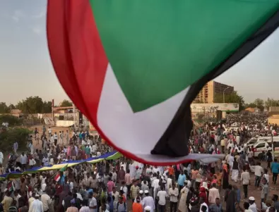 Судан: Обстрел по дипломатически конвой на САЩ, нападнаха и посланика на ЕС