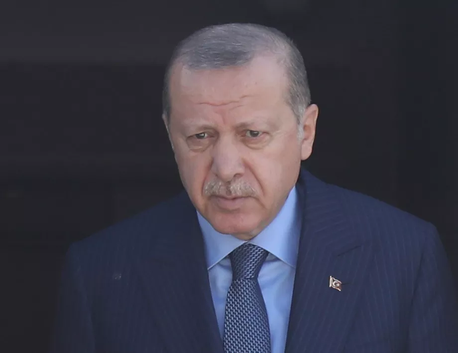 Ердоган пак заплаши, че ще пусне бежанците към Европа