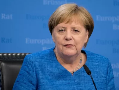 Меркел 30 г. след обединението на Германия: Разделението все още е факт 