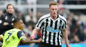 Халф може да стане третото лятно попълнение на Юнайтед