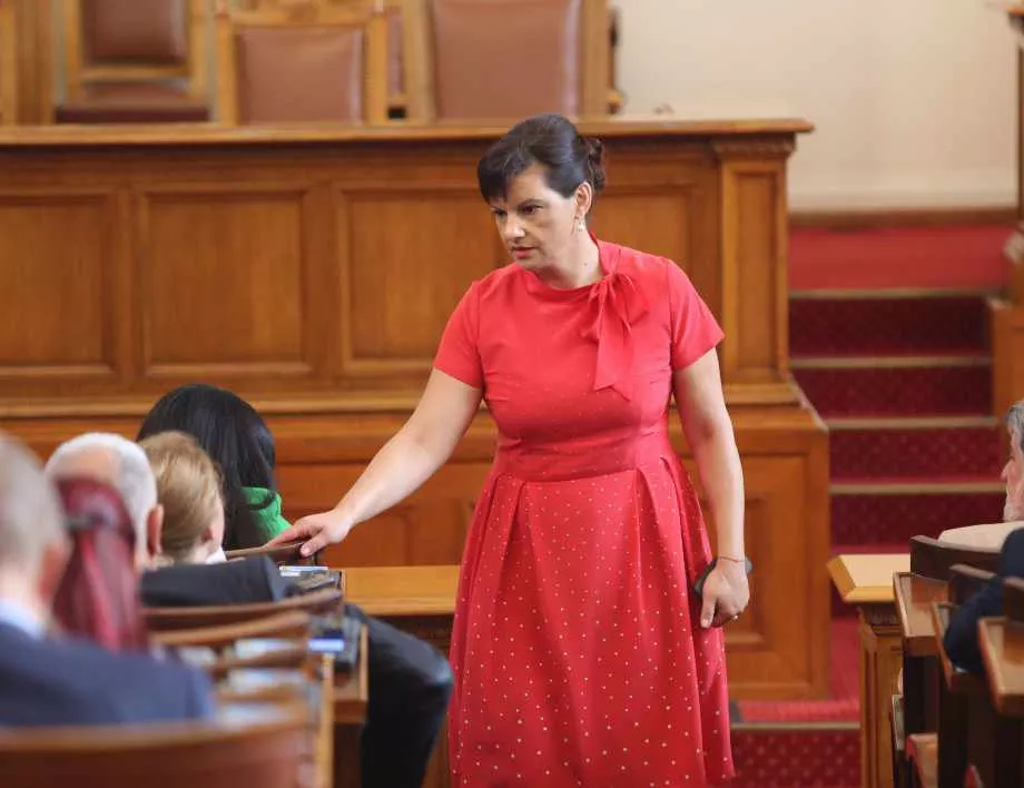 Даниела Дариткова: Манолова обича да се прави на жертва на статуквото