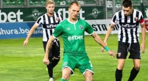 {{ otherArticle[0].article.title }}