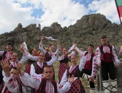 Млади танцьори от Русе представиха родни ритми на фестивал в Турция 