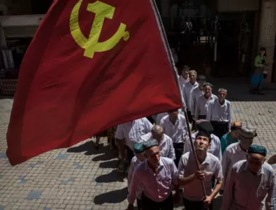 Официален китайски документ показа репресията над уйгурите