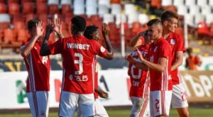 {{ otherArticle[0].article.title }}