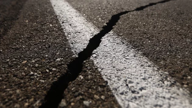 Силно земетресение в Югозападен Иран